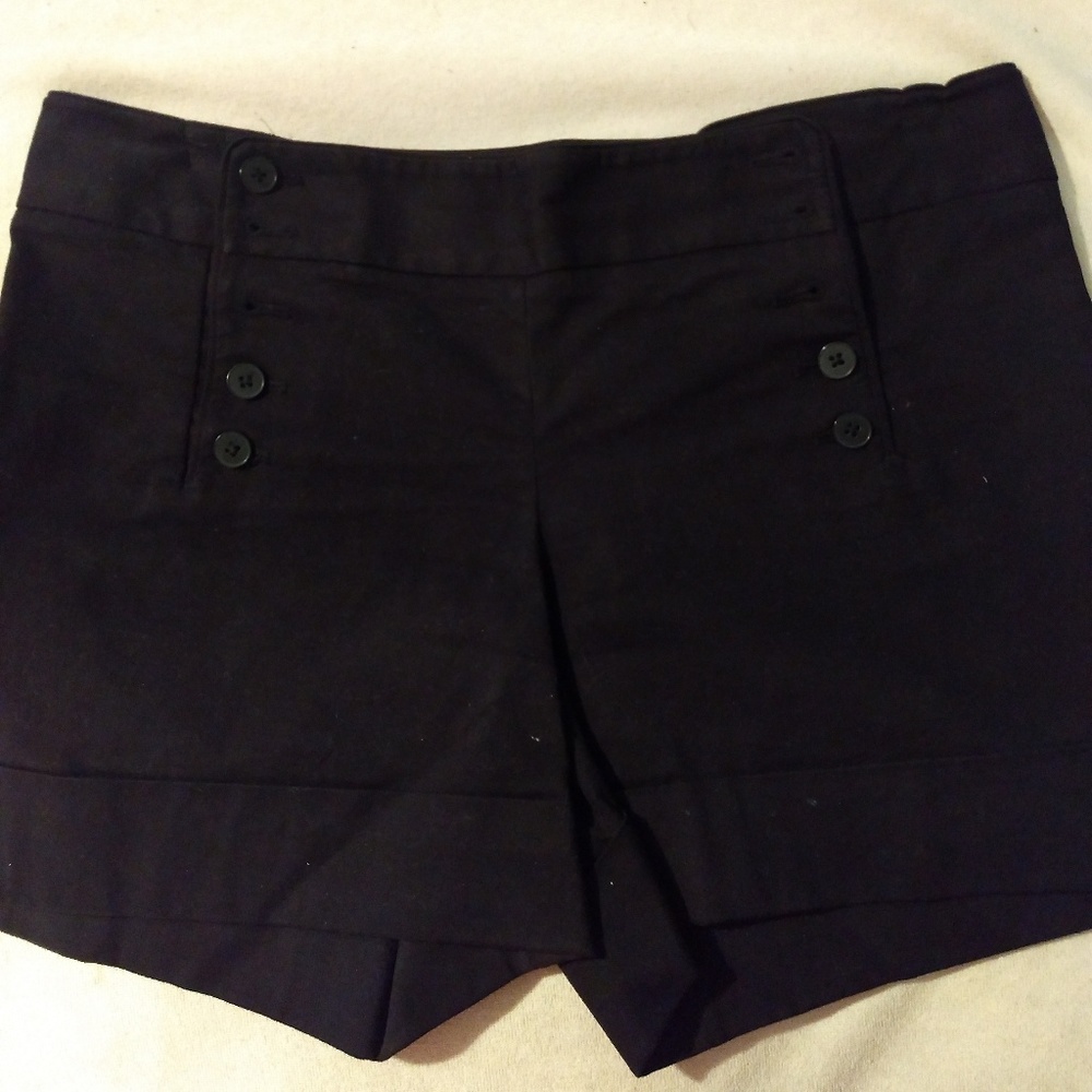 EXPRESS DESIGN STUDIO Black Sailor Shorts.